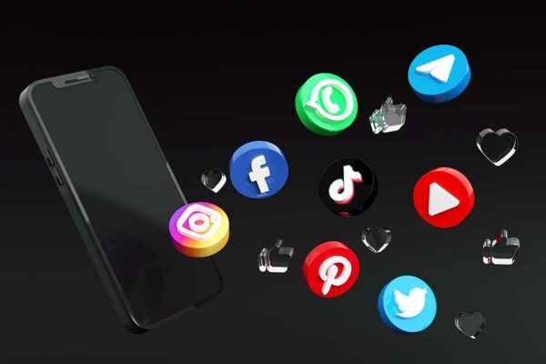 SOCIAL MEDIA MARKETING E WEB REPUTATION